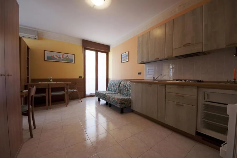 **  Hotel St. Antony Bardolino Italia
